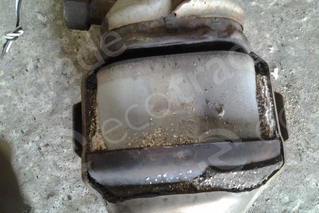 Ford-YL84 DECatalytic Converters