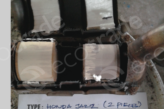 Honda-Jazz Fit 1 Sensor MiddleКаталитические Преобразователи (нейтрализаторы)