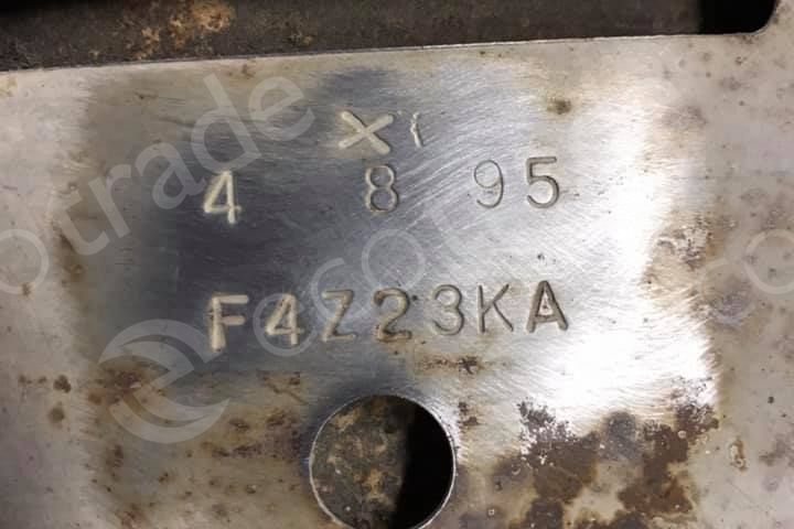 Ford-F4Z23KA催化转化器