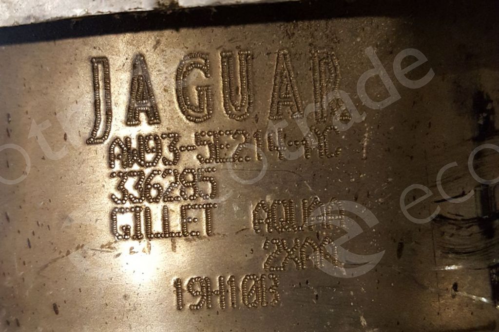 JaguarGilletAW93-5E214-ACउत्प्रेरक कनवर्टर