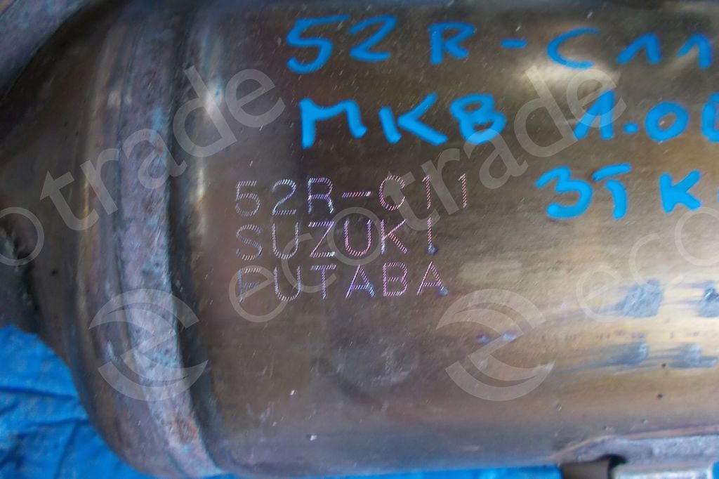 SuzukiFutaba52R-C11Bộ lọc khí thải