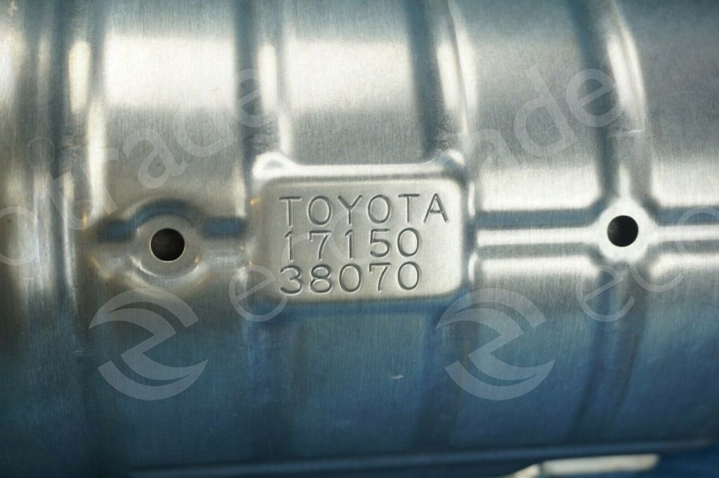 Lexus - Toyota-17150-38070Каталитические Преобразователи (нейтрализаторы)