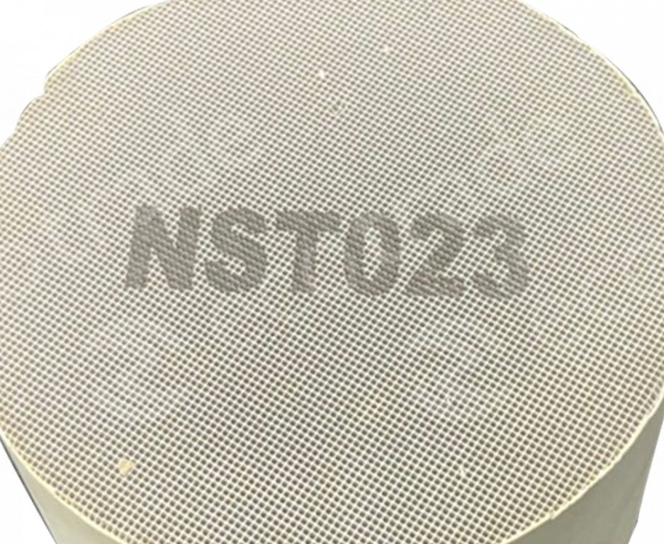 Nissan-NST023 Monolith催化转化器