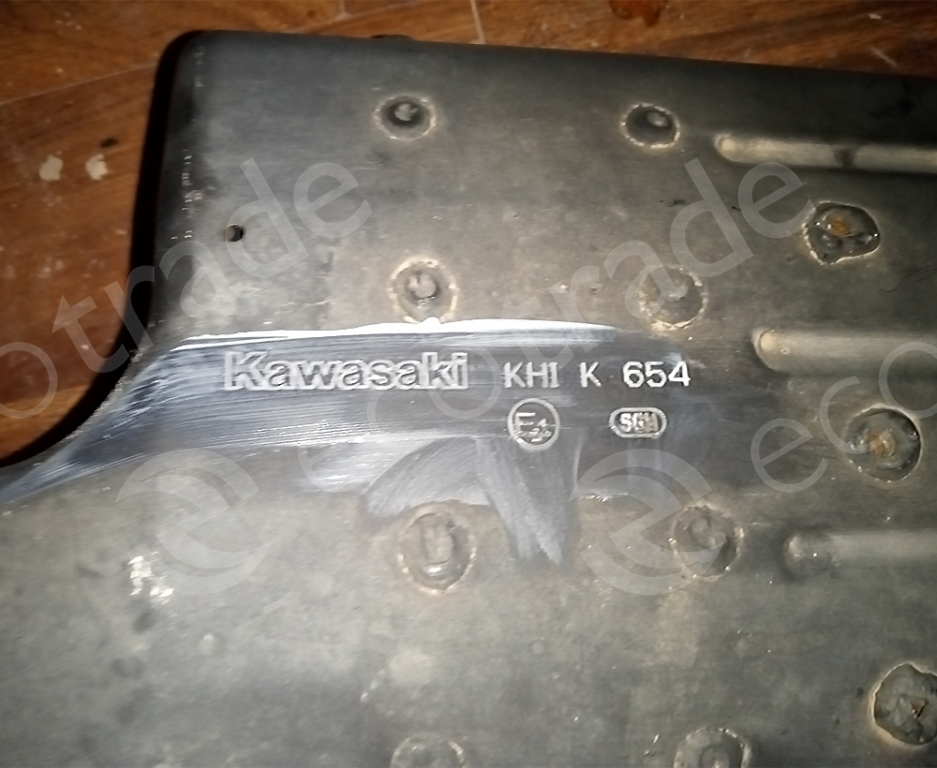 Kawasaki-KHI K654Katalizatoriai
