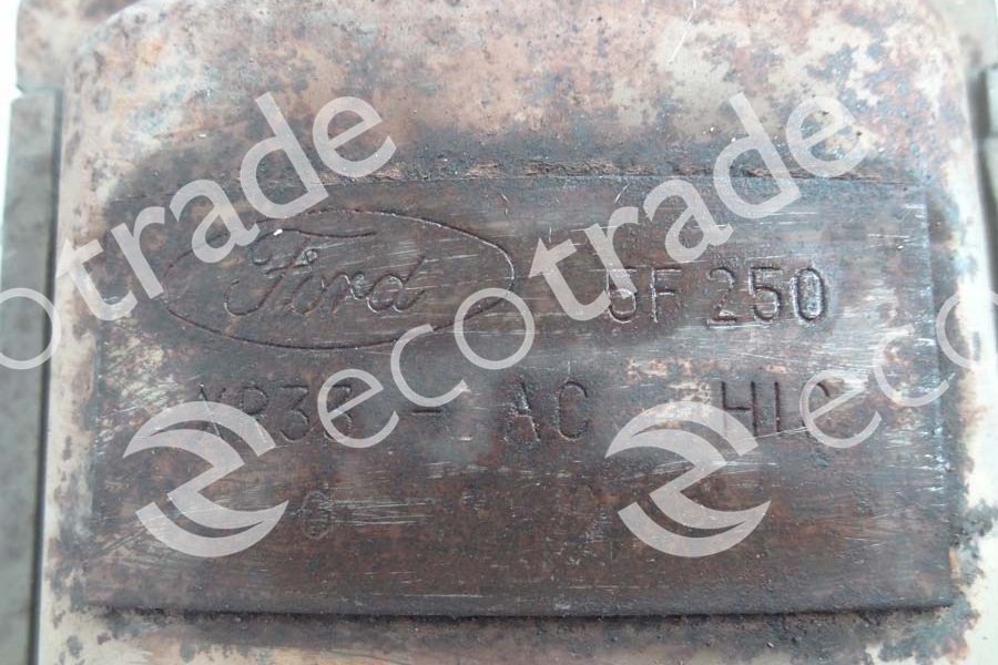 Ford-XR33 AC HICCatalytic Converters