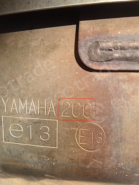 Yamaha-2C0Bộ lọc khí thải