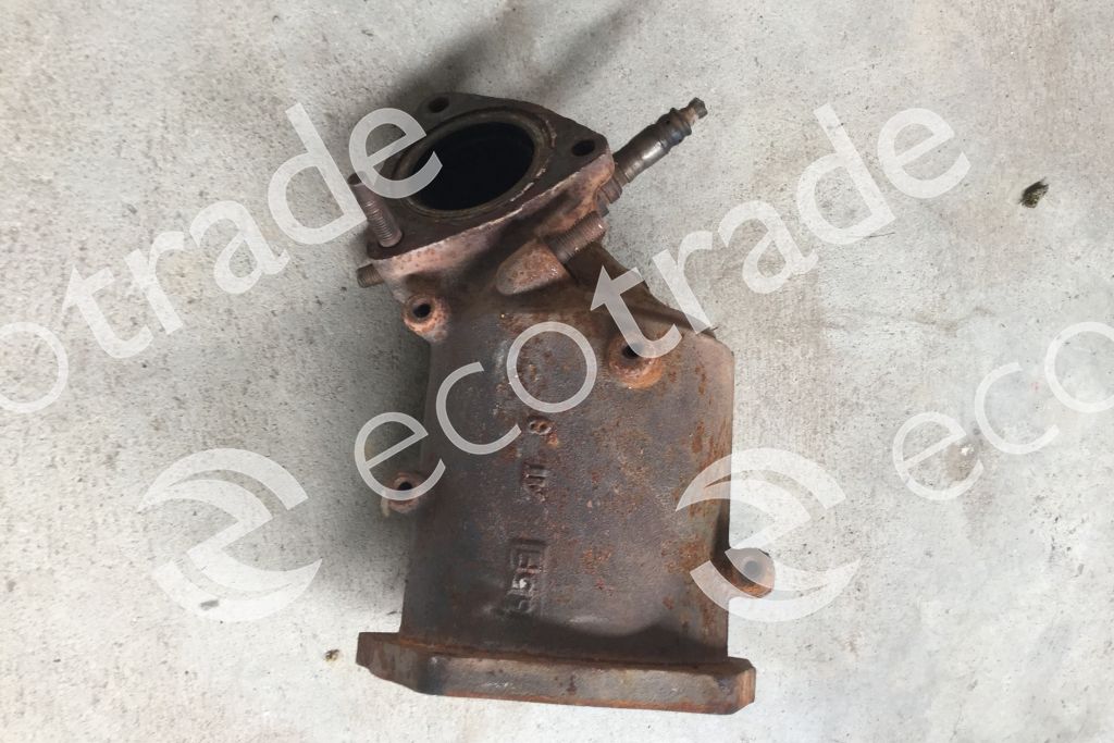 Toyota-AT8Catalytic Converters