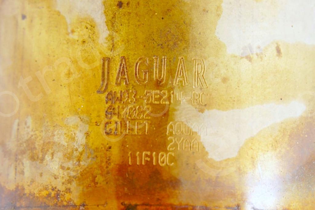 JaguarGilletAW93-5E214-BCالمحولات الحفازة
