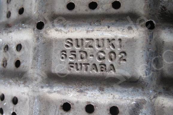 Chevrolet - SuzukiFutaba65D-C02المحولات الحفازة