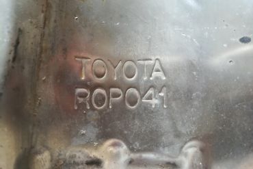 Lexus - Toyota-R0P041Katalis Knalpot