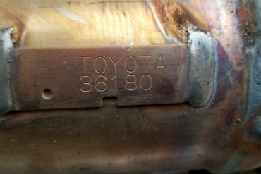 Scion - Toyota-36180Bộ lọc khí thải