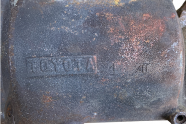 Toyota-1ATCatalytic Converters