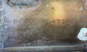 ToyotaFutaba47240उत्प्रेरक कनवर्टर