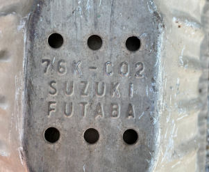 SuzukiFutaba76K-C02催化转化器