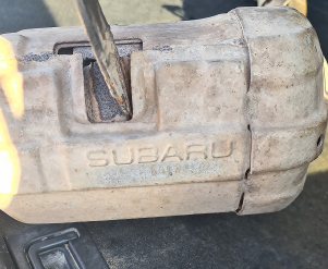 Subaru-8617Catalytic Converters