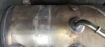 Ford-82316743Catalytic Converters
