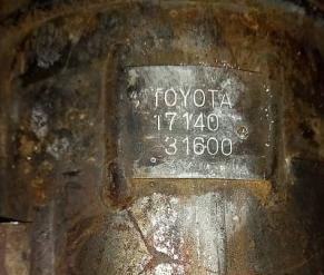 Toyota-17140-31600Catalizzatori