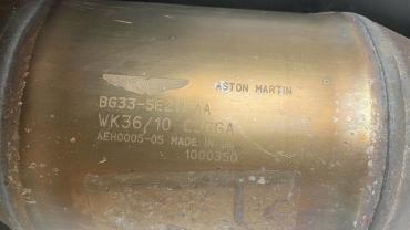 Aston Martin-BG33-5E211-AAท่อแคท