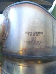 John Deere-RE557302Katalizatoriai