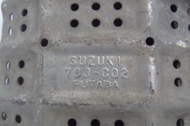 SuzukiFutaba76J-C02Katalysatoren