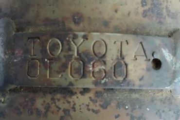 Toyota-0L060Catalizzatori