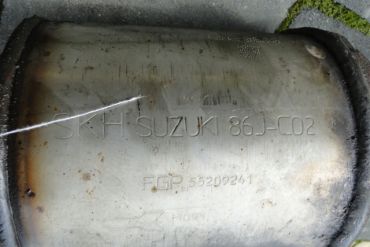 Suzuki-86J-C02Bộ lọc khí thải